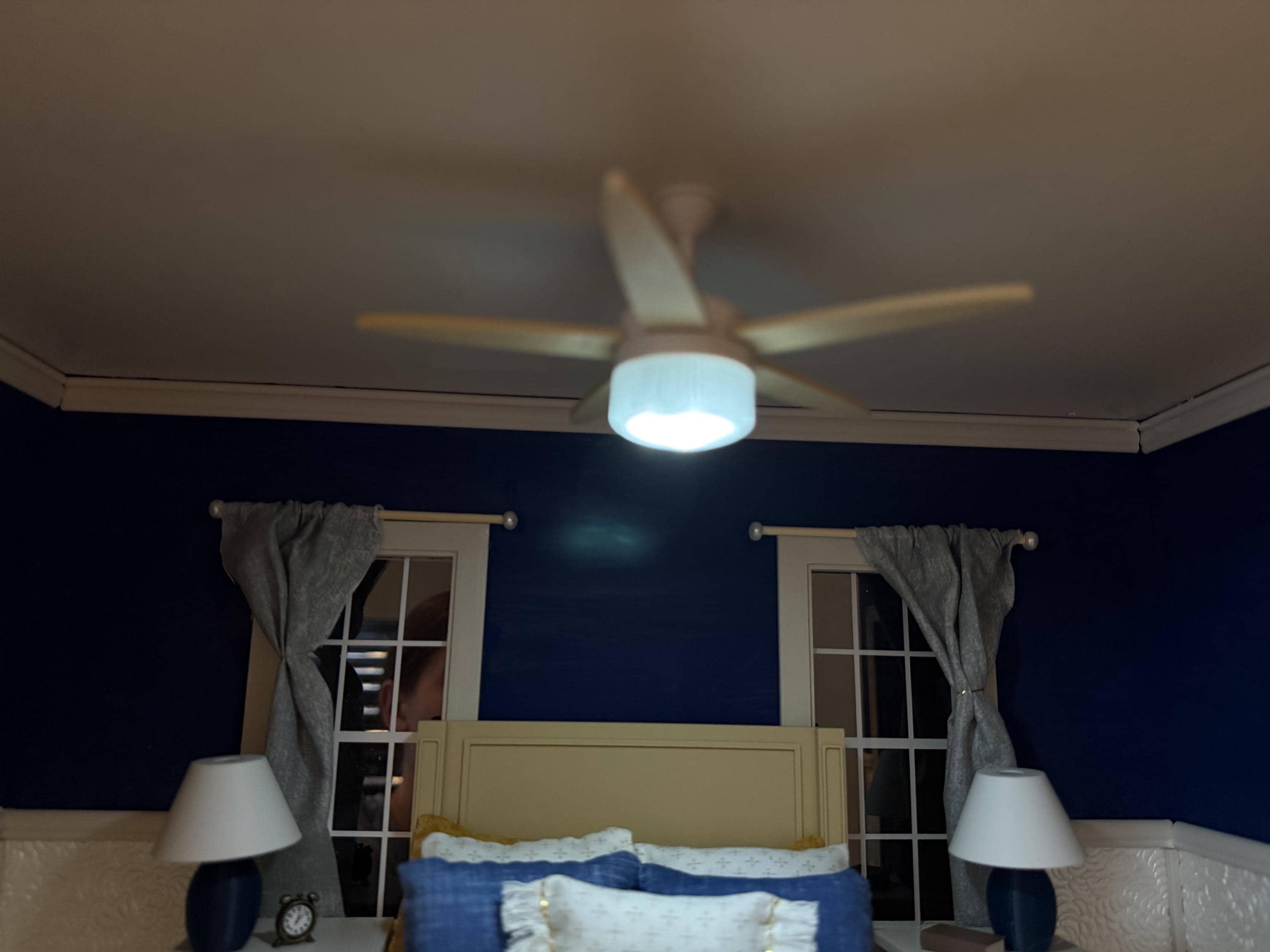 Working Light Miniature Ceiling Fan 1:12th Scale Dollhouse